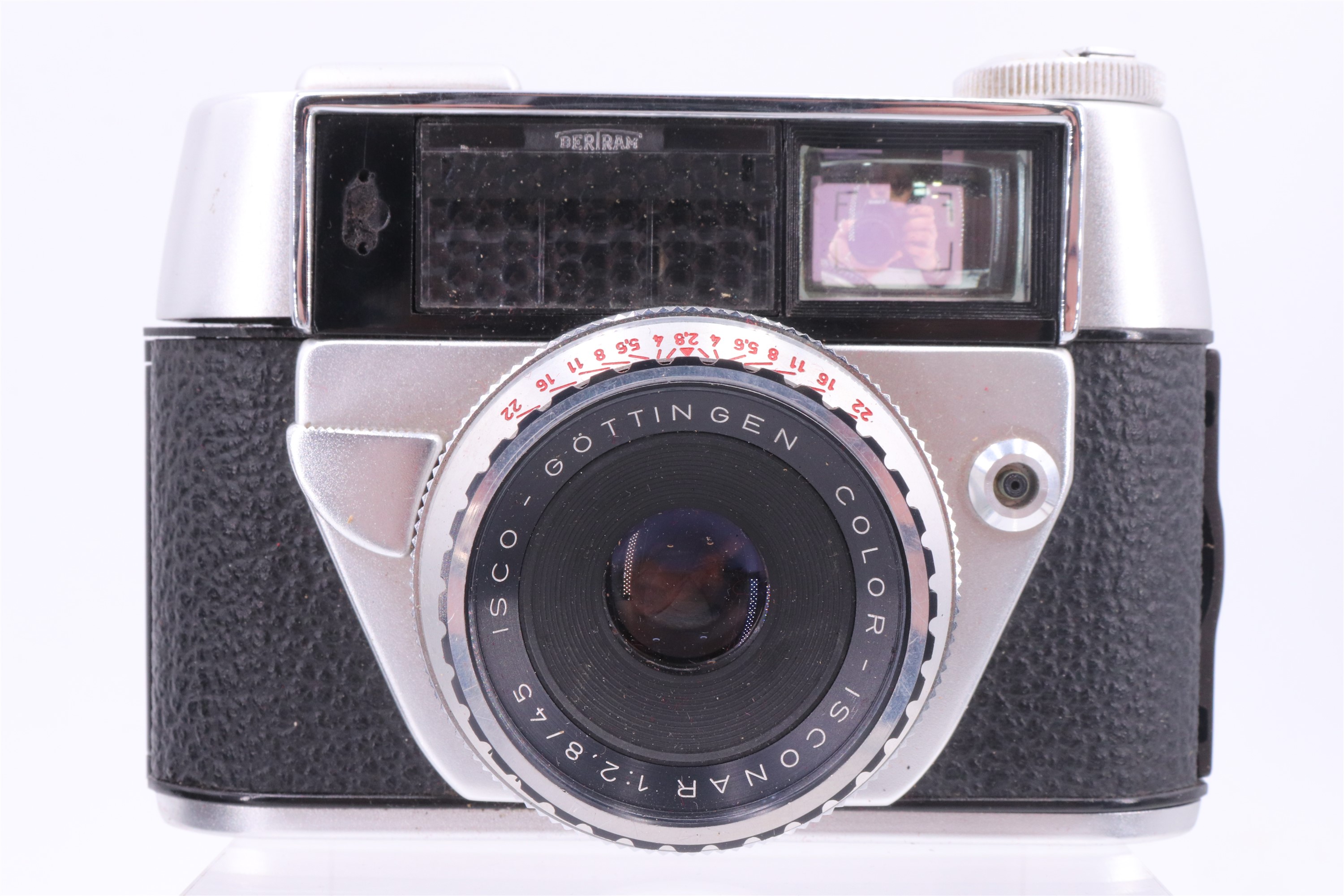 An Olympia "Regula Auto - Set II" camera together with a Polaroid "Colorpack 82" land camera - Image 3 of 4
