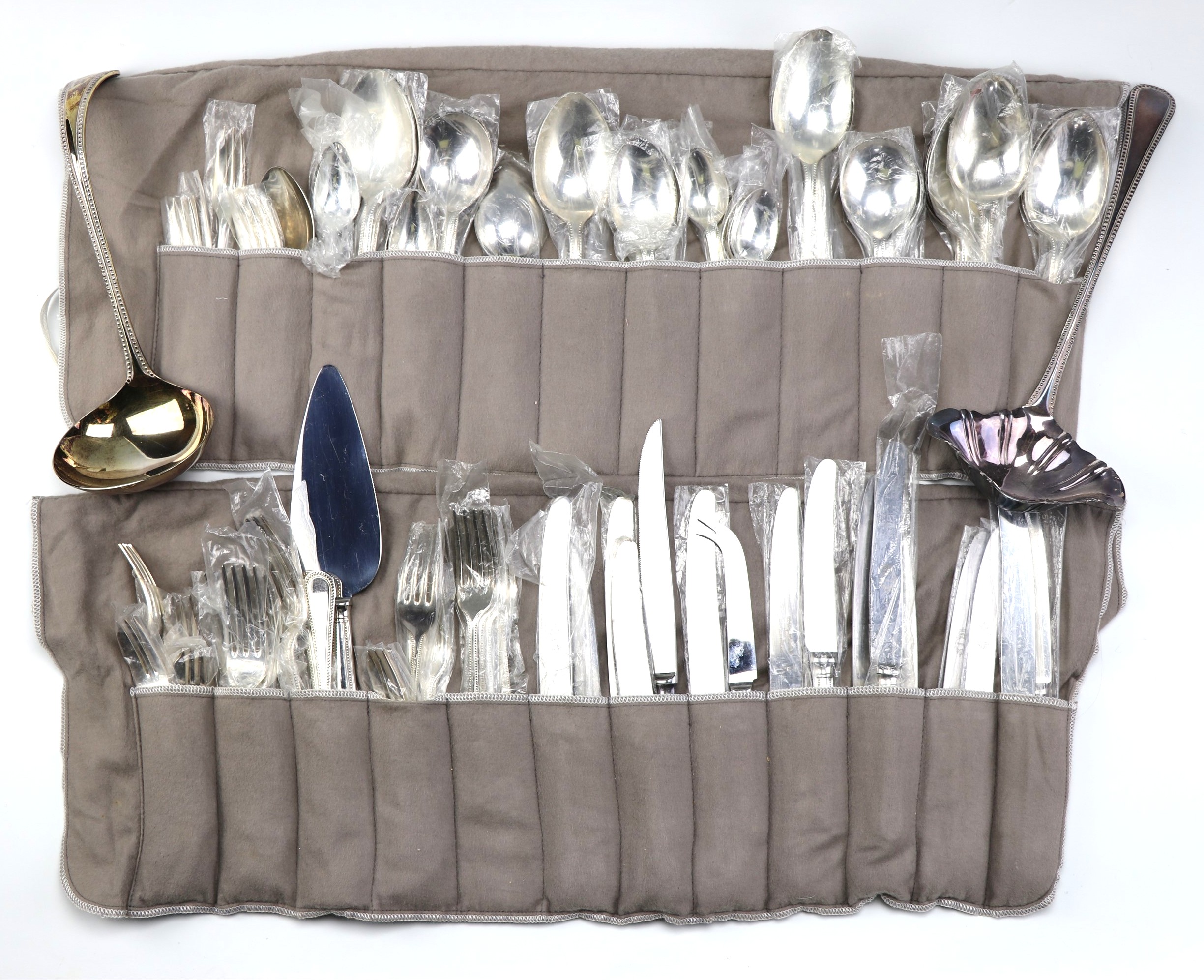 A group of silver plated thread and bead pattern flatware, etc