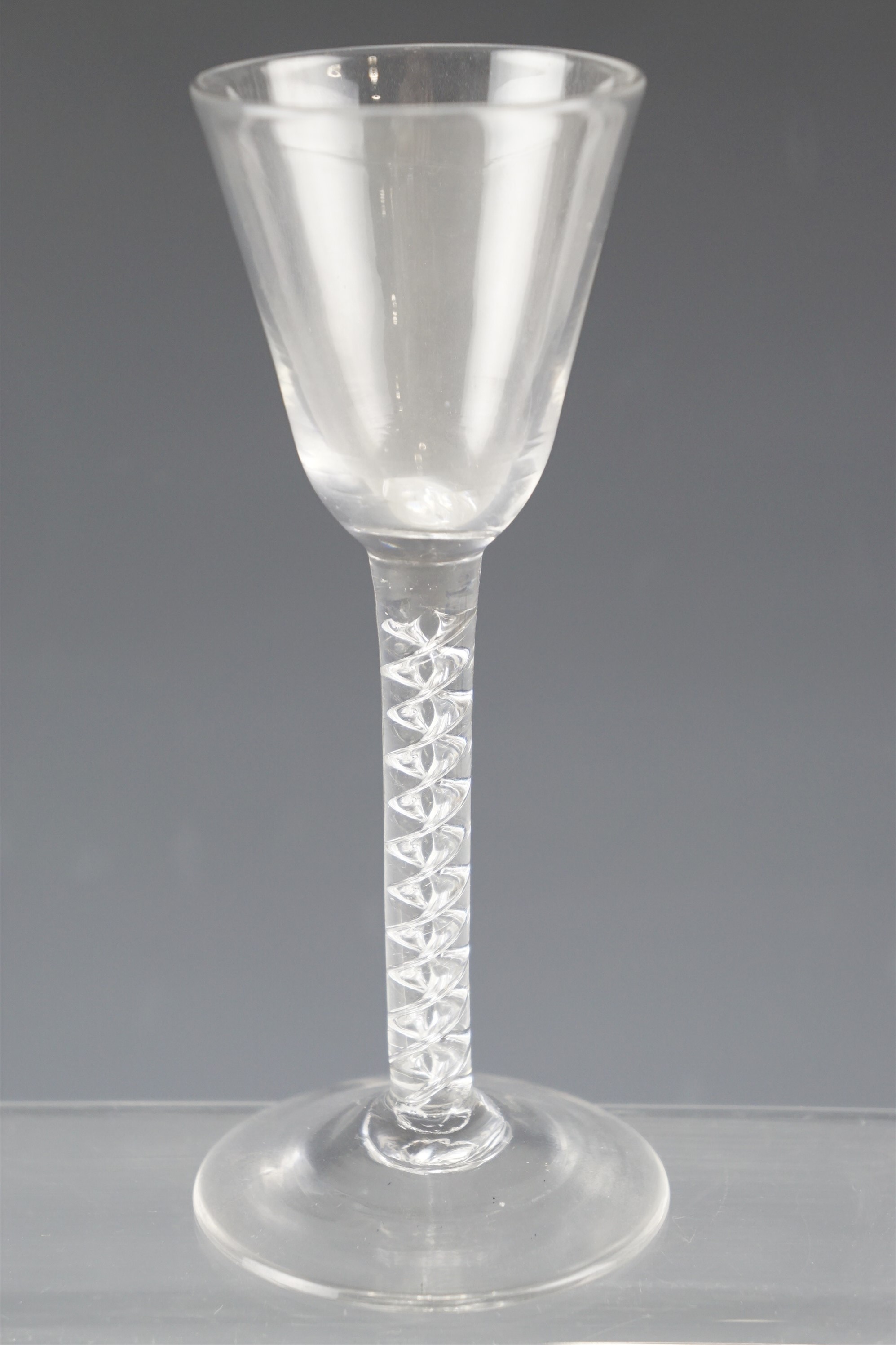 A mid 18th Century wine glass having a double spiral air twist stem, 15.5 cm - Image 2 of 2