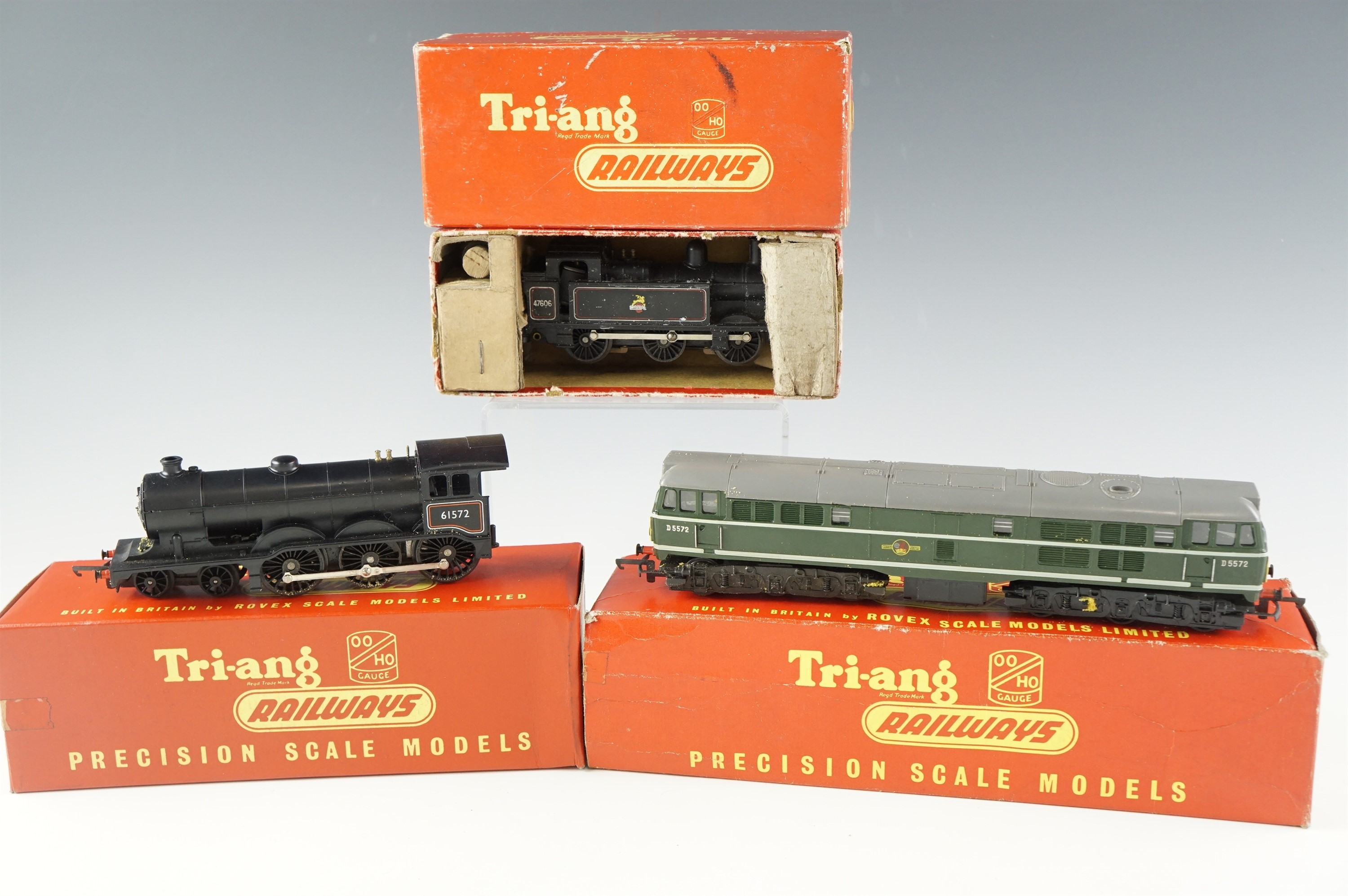 A quantity of early Tri-ang model railway, rolling stock, carriages, black livery tank locomotive, - Image 2 of 3