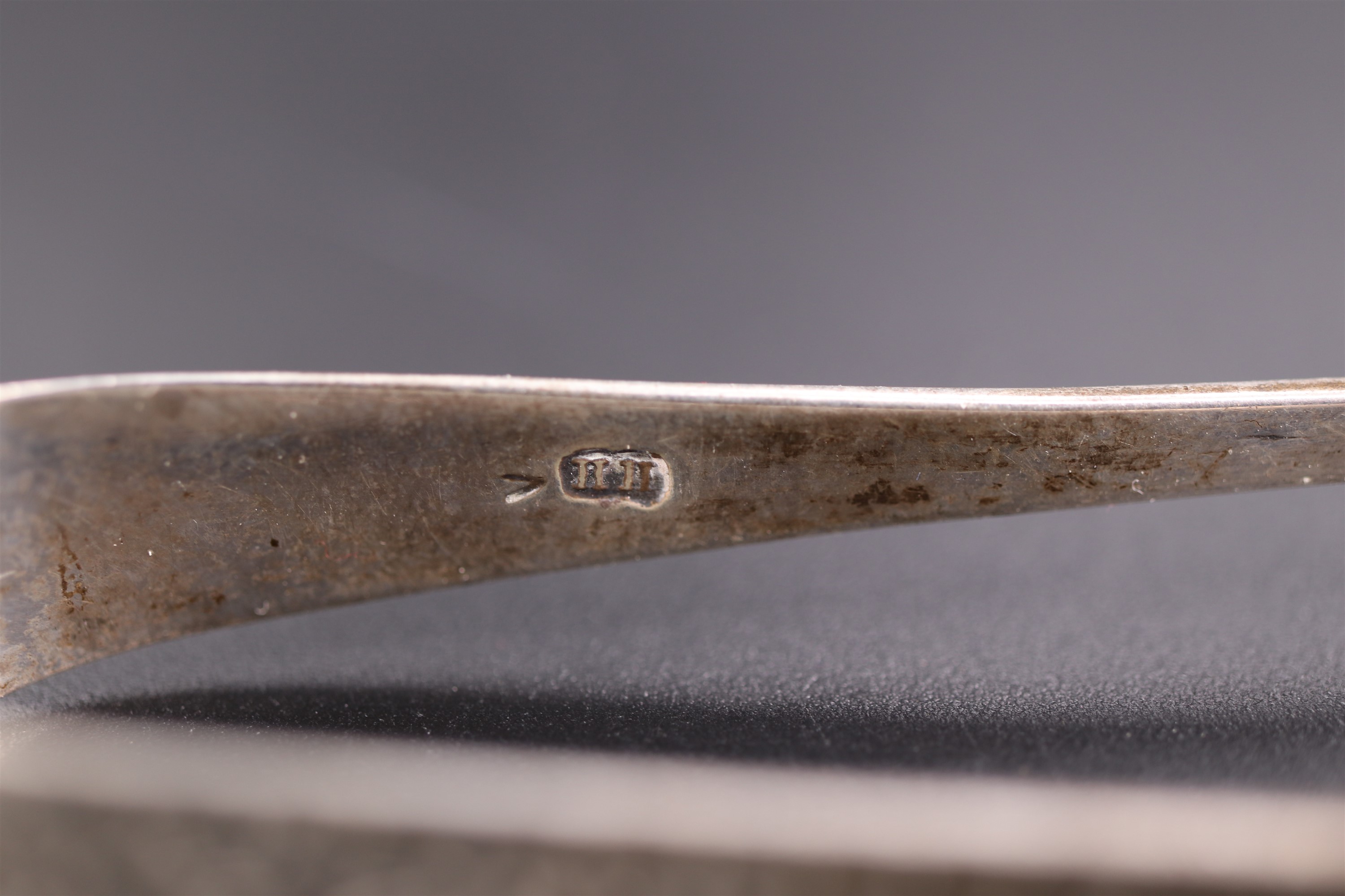 Four various Victorian and later silver sugar tongs, 78 g - Image 7 of 10