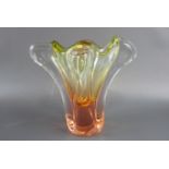 A Venetian style studio glass vase, 21 cm