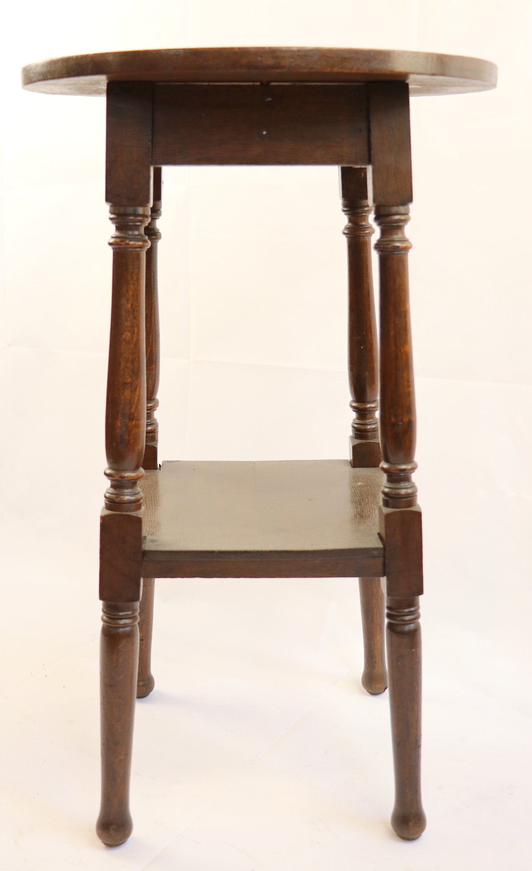 A late Victorian oak occasion table / jardiniere stand, 45 cm x 74 cm - Image 3 of 3