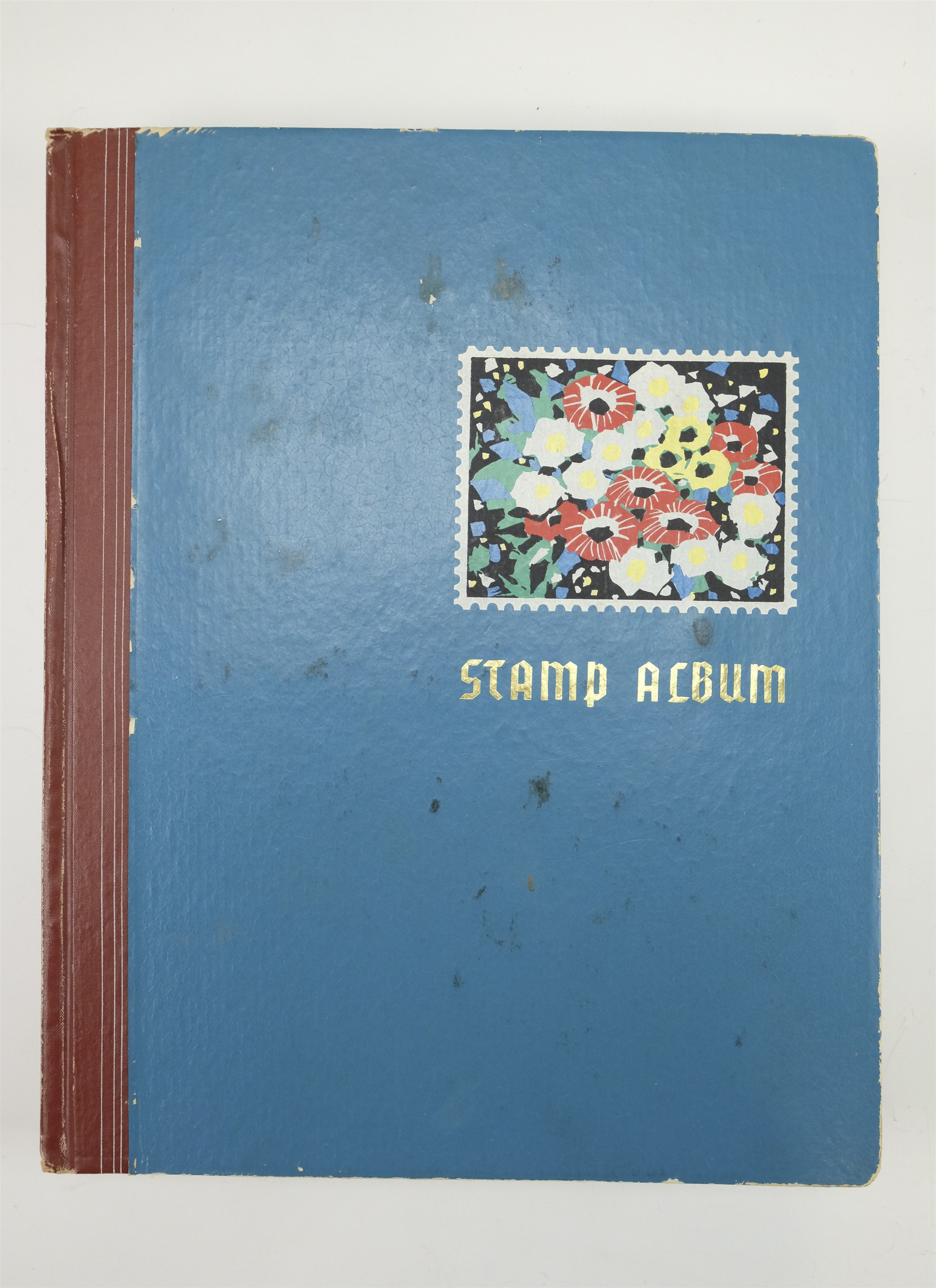 Three hingeless albums containing a collection of USA and Canadian stamps together with a quantity - Image 12 of 47