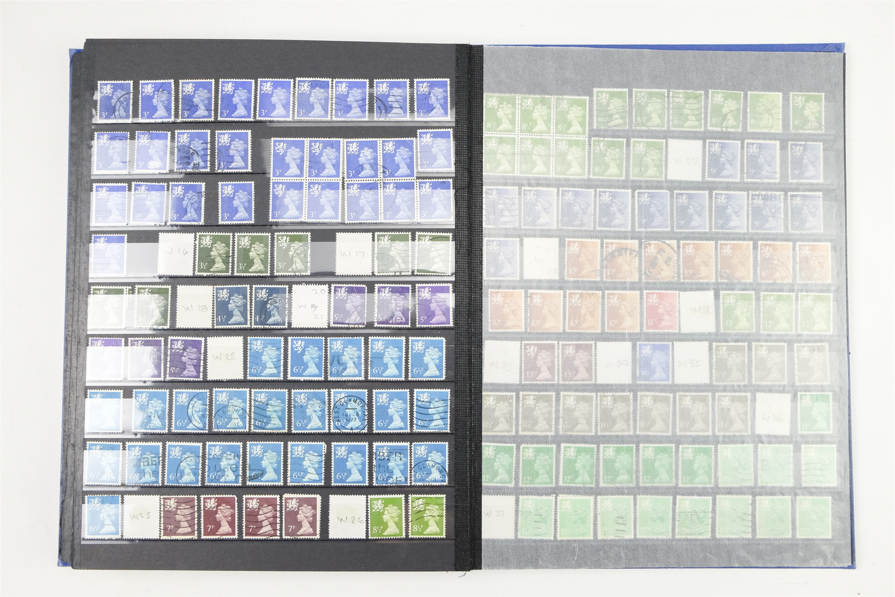 Six hingeless albums of largely GB QEII stamps, comprising definitives, commemoratives, decimal - Image 54 of 90