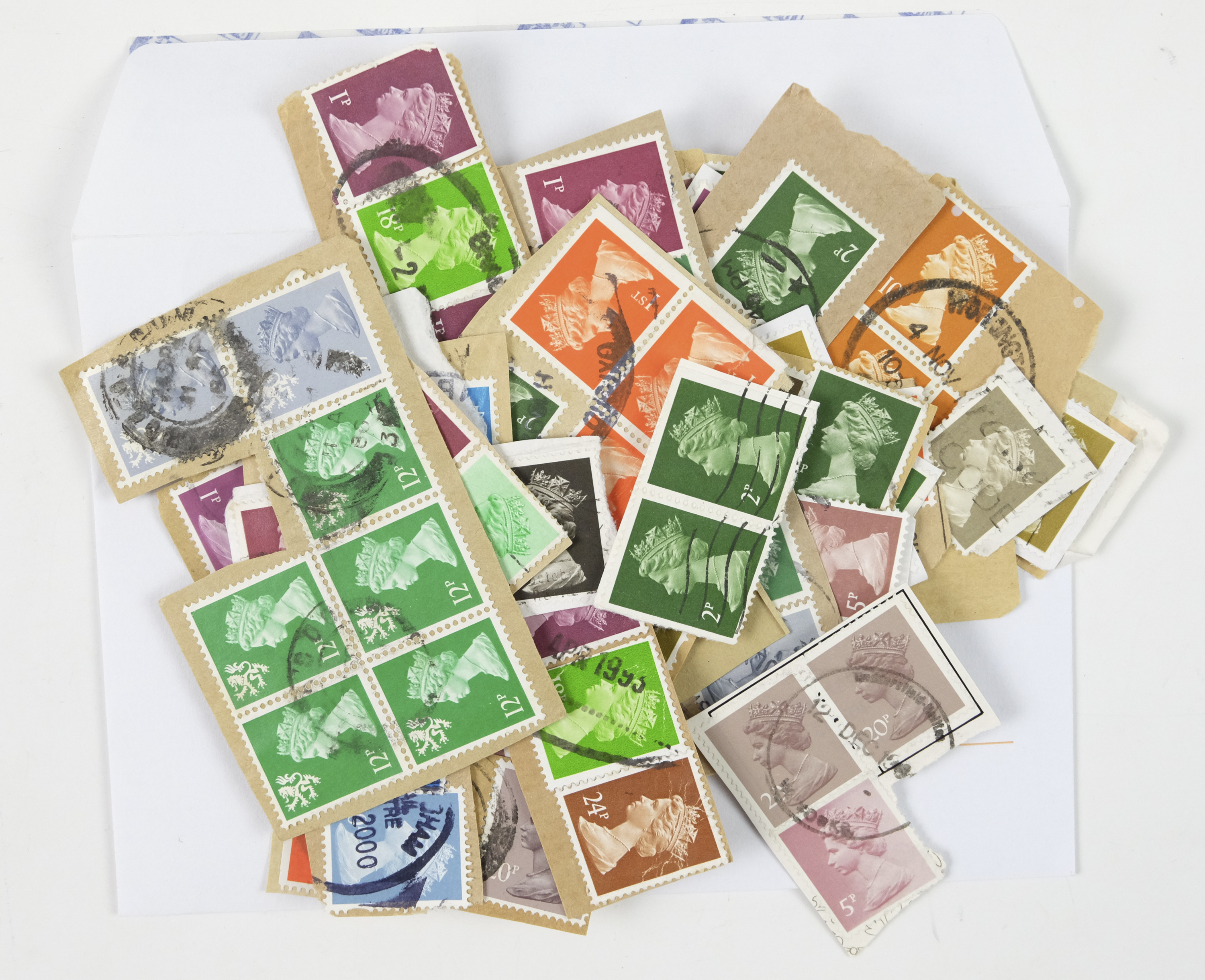 A large group of stock cards containing an extensive collection of GB and world stamps, including - Image 12 of 14