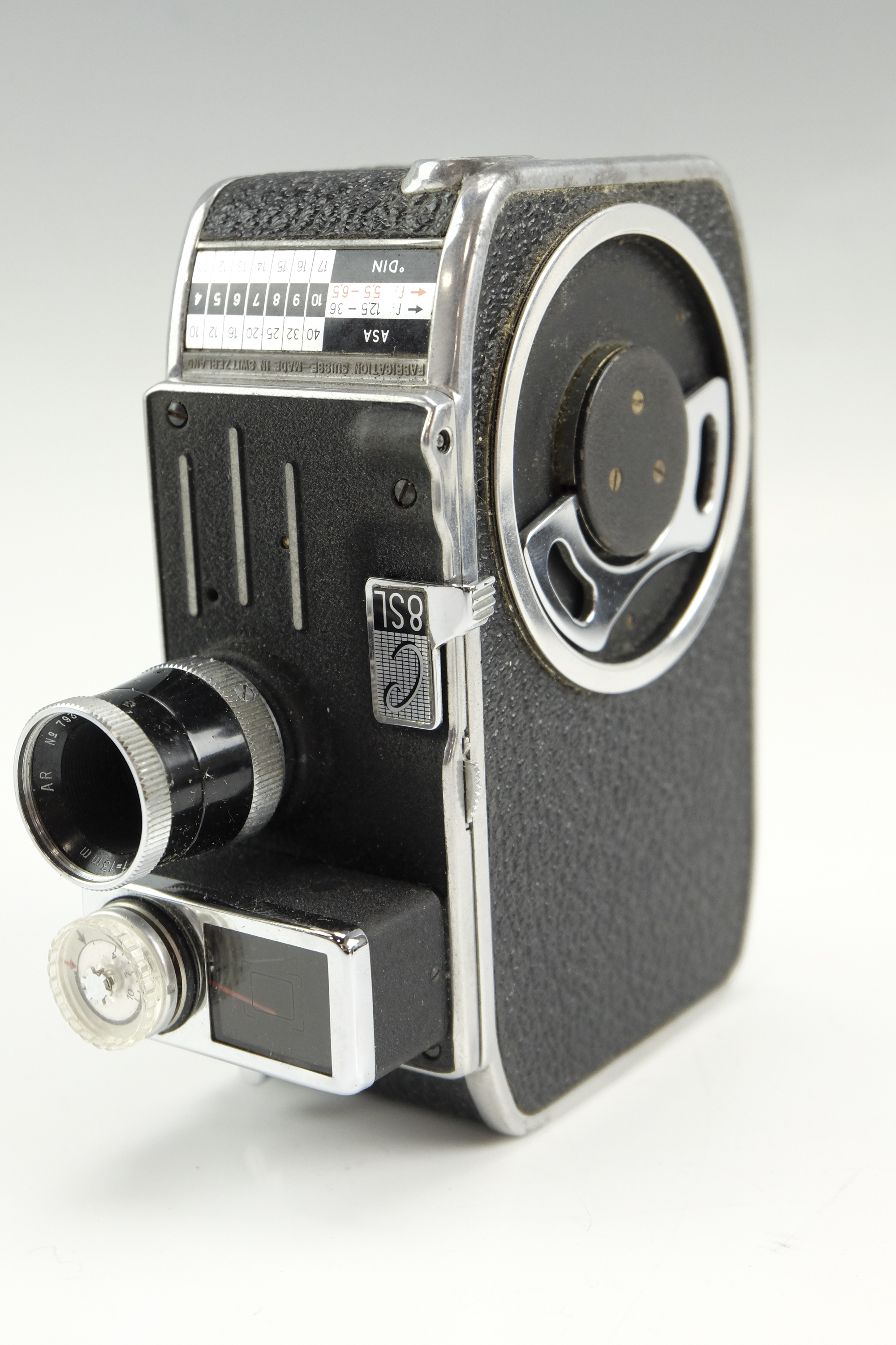 A Pentax ME Super film camera together with a Kodak Brownie Flash II, a Bolex C8SL cine camera, an - Image 6 of 13