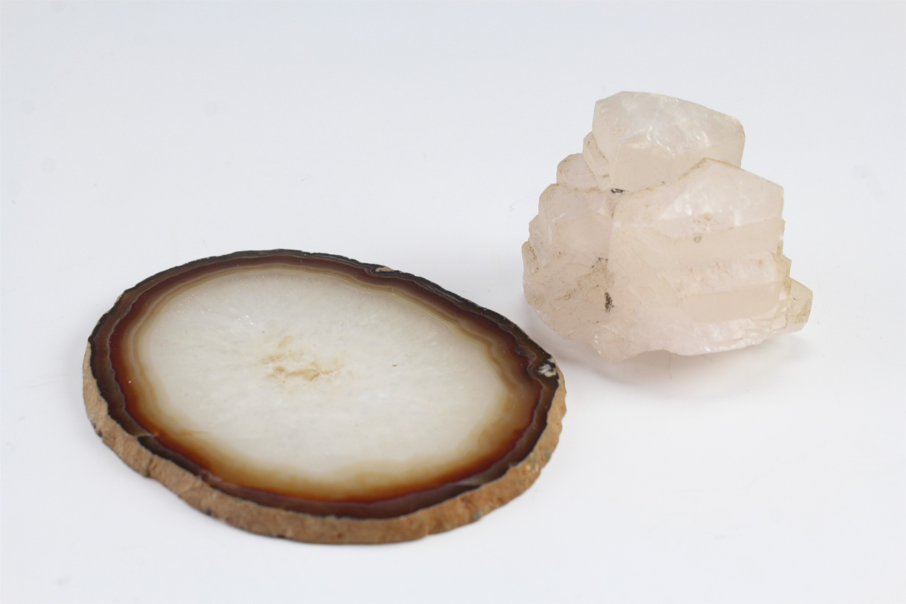 A mineral crystal formation and a polished agate section, latter 11.5 x 9 cm