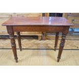 A 19th Century mahogany bench / occasional table, having turned legs, 76 x 35 x 60 cm
