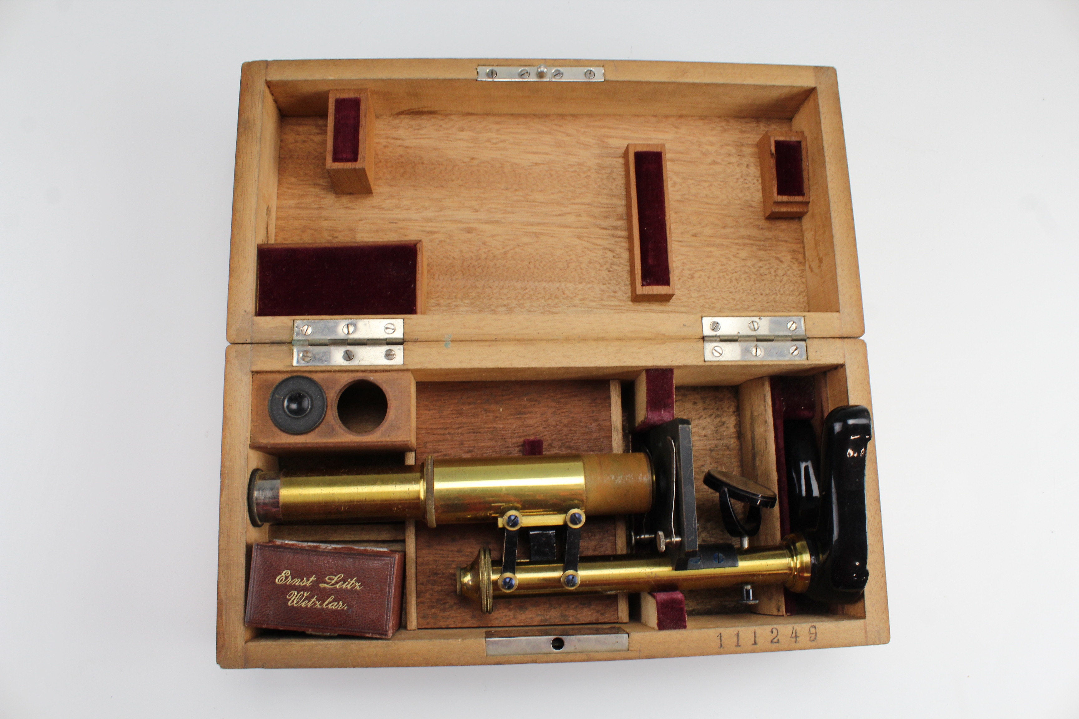 A 1908 E Leitz of Wetzlar brass and black lacquered monocular microscope, cased with two lenses, - Image 2 of 3