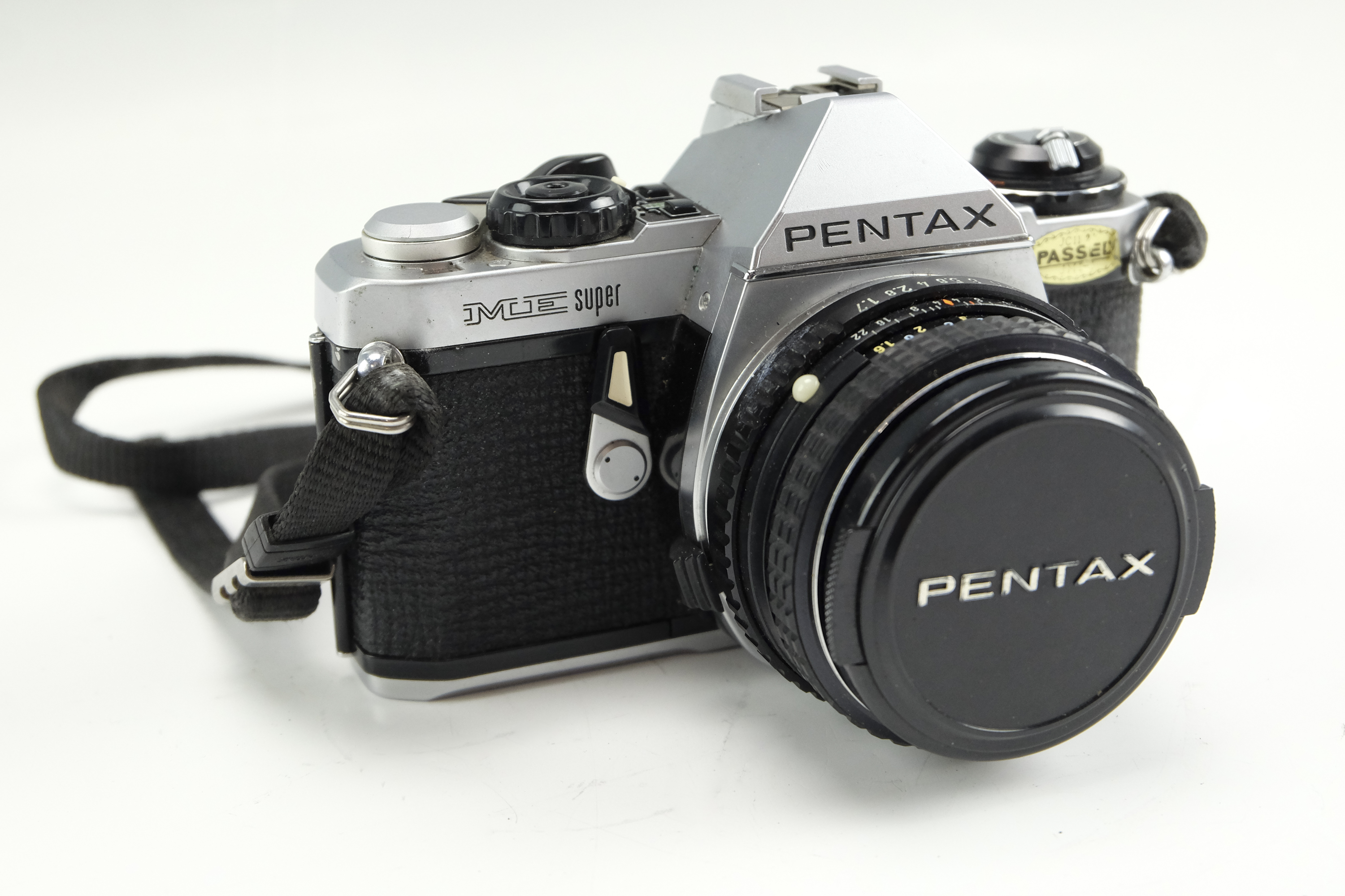 A Pentax ME Super film camera together with a Kodak Brownie Flash II, a Bolex C8SL cine camera, an - Image 11 of 13