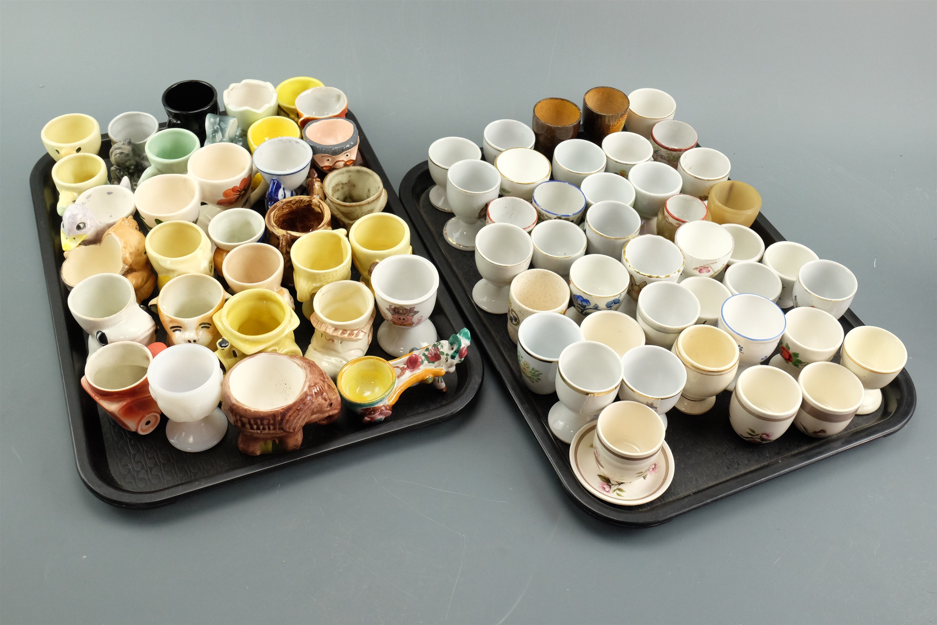 A large quantity of ceramic egg cups - Image 2 of 2