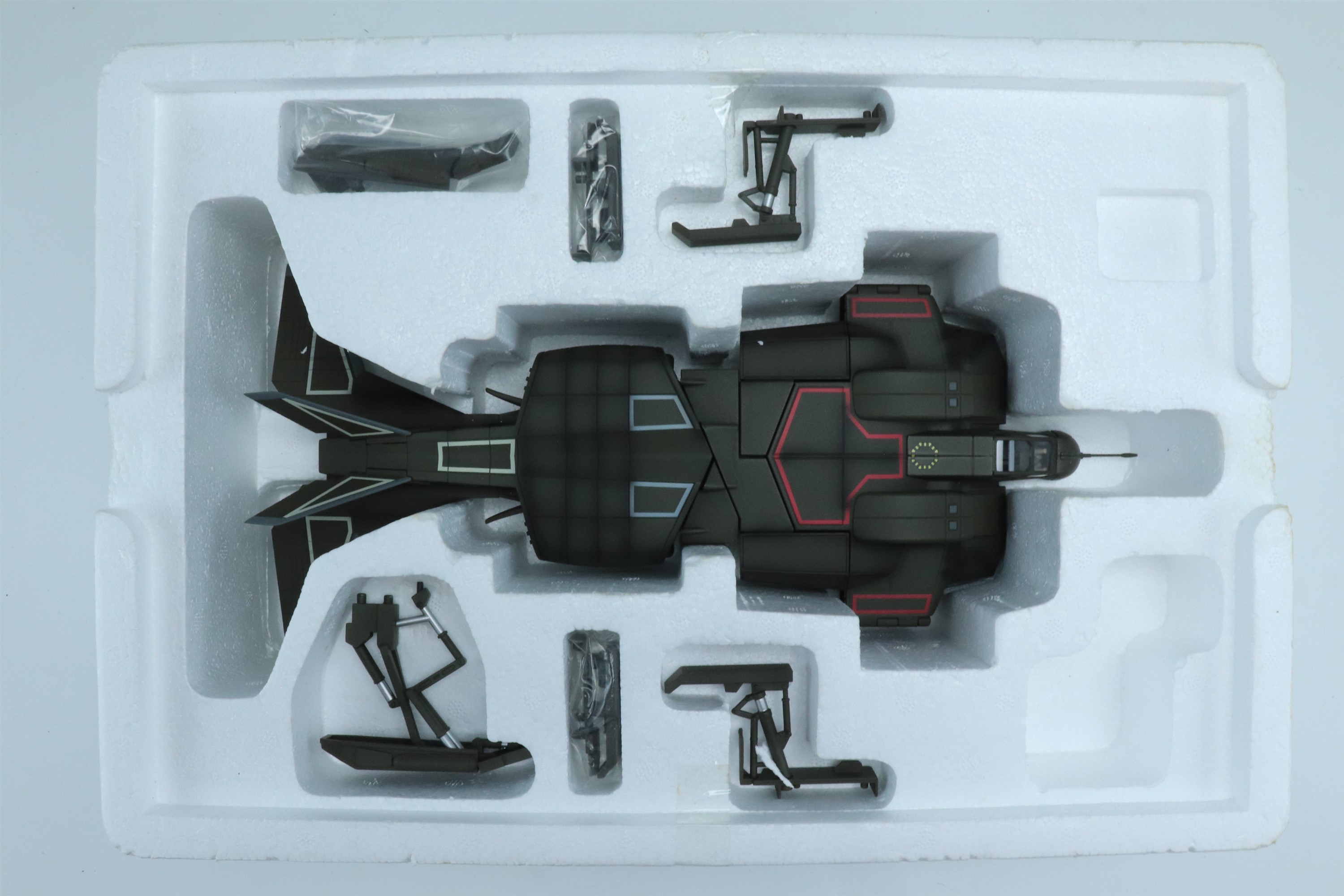 A boxed limited edition Aliens 1/72 scale diecast model Drop Ship together with a boxed 1/72 scale - Image 5 of 5