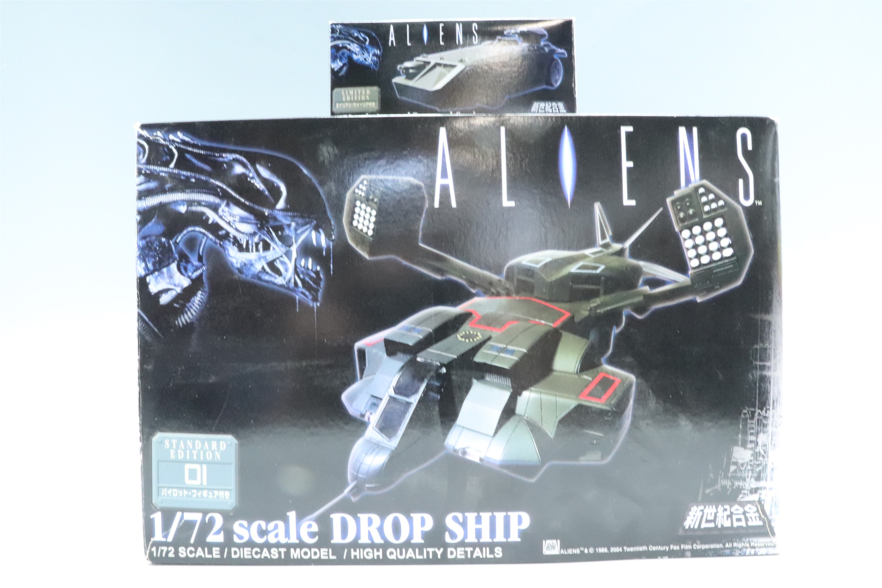 A boxed limited edition Aliens 1/72 scale diecast model Drop Ship together with a boxed 1/72 scale