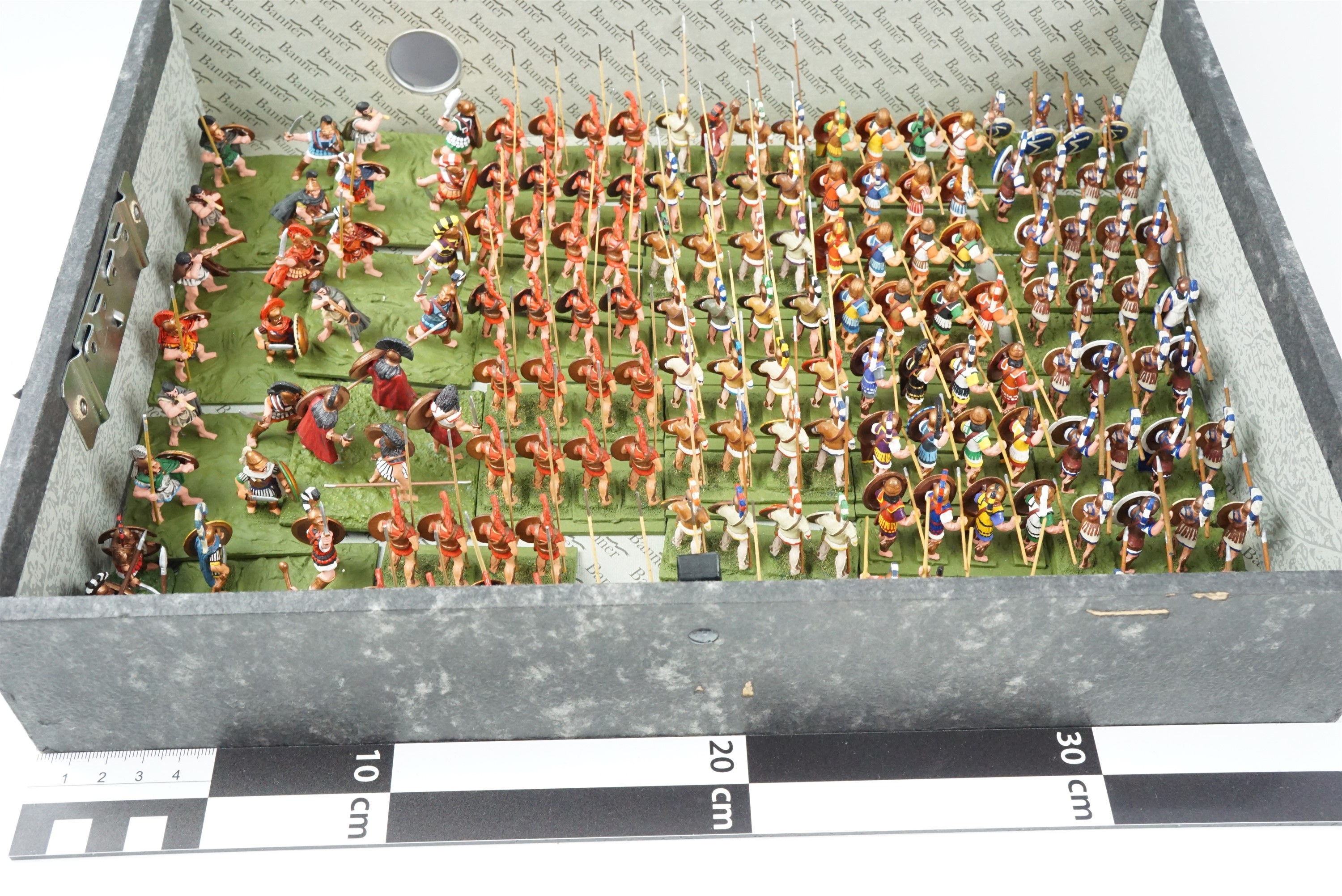 [ Wargaming ] A large quantity of war games scale model classical Greek and Persian soldiers - Image 6 of 11
