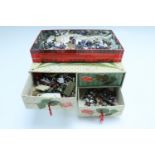 A large quantity of Hinchliffe Models Ltd hand-painted diecast diorama soldiers