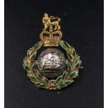 An enamelled 9 ct gold Royal Marines sweetheart brooch, 29 mm, 4.5 g