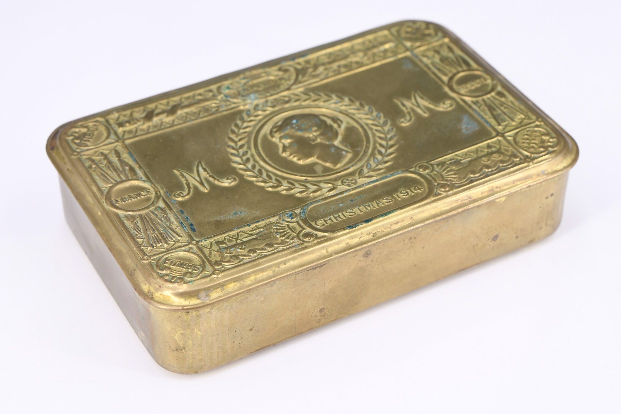 A 1914 Princess Mary gift tin