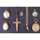 A quantity of vintage gilt metal jewellery including an amethyst and seed pearl brooch, lockets, and