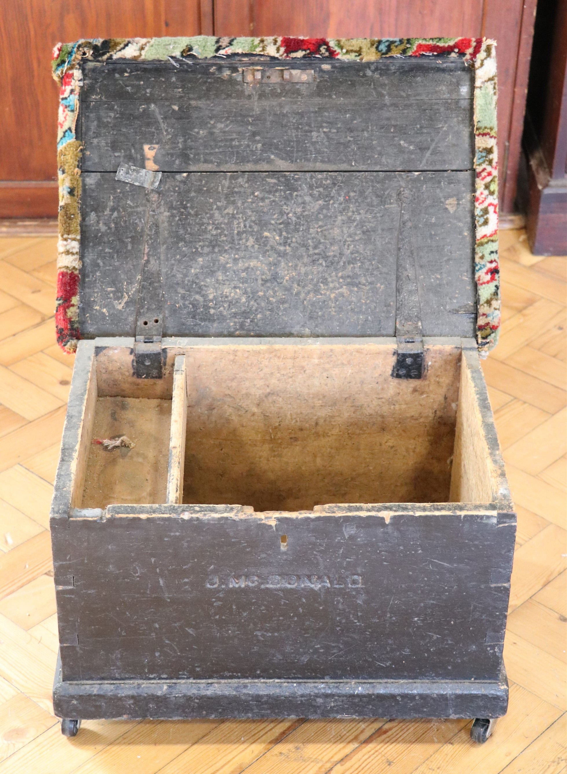 An early 20th Century painted pine tuck box, having an internal compartment and a carpet covered - Image 2 of 3