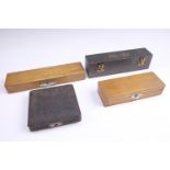 A cased Moore & Wright engineer's level, a vintage double vernier gauge by Brown & Sharpe Mfg Co,