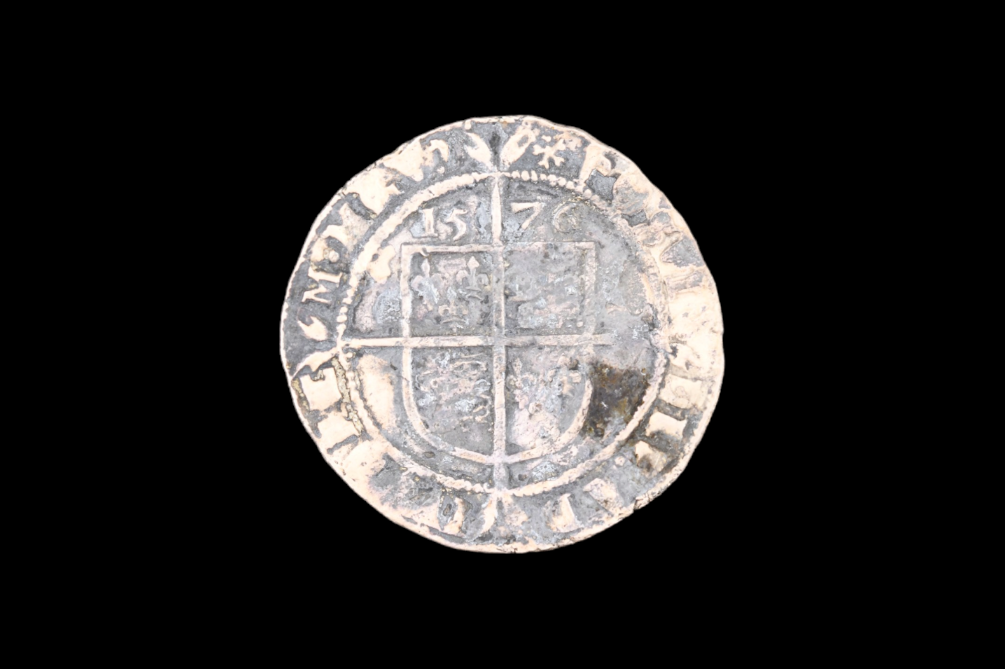 An Elizabeth I 1576 hammered silver sixpence coin