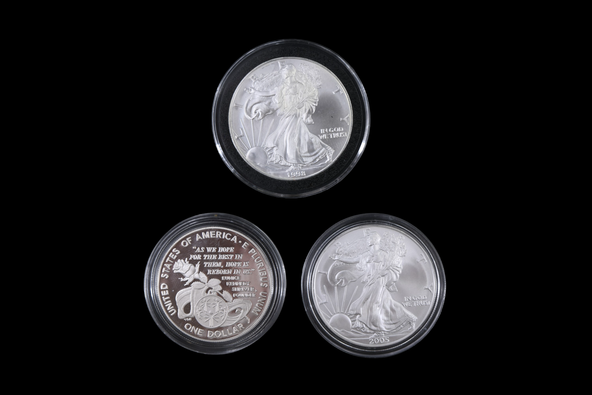 Three silver US coins, comprising a 2005 and a 1998 "Silver Eagle" dollar, and a 1995 "Special - Image 4 of 4