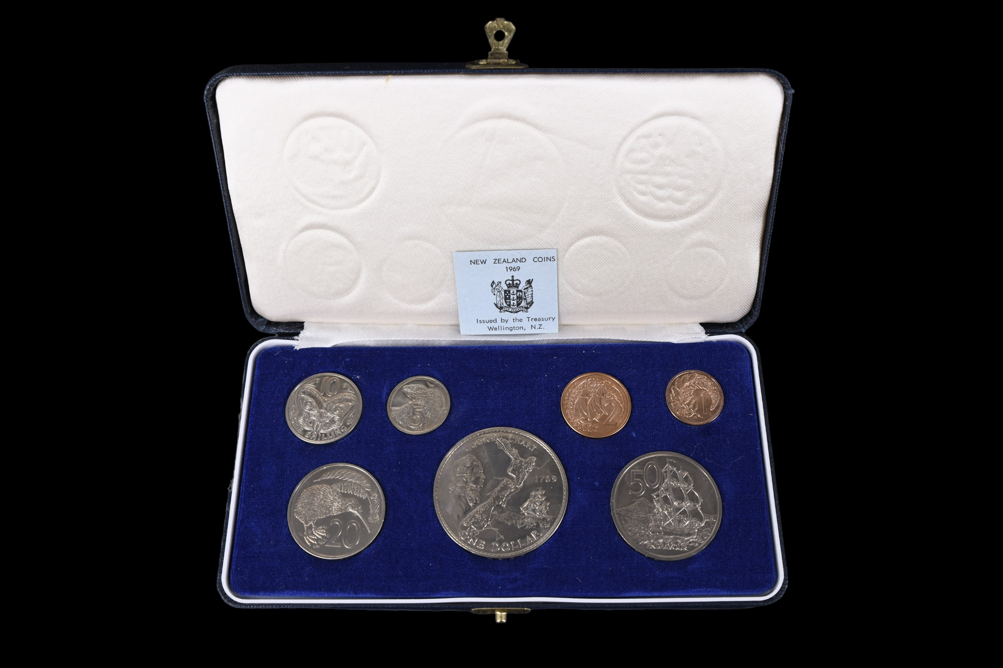 A group of world circulation and commemorative coins, medallions, etc, including a cased set of 1969 - Image 2 of 10