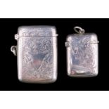 Two Edwardian silver fob vesta cases, larger Birmingham 1918, smaller Chester, 1901, 45 g gross,