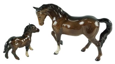 A Beswick horse together with a Shetland pony, former 15 cm