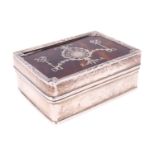 A George V Neoclassical influenced silver and tortoiseshell ring or trinket box, William Comyns,