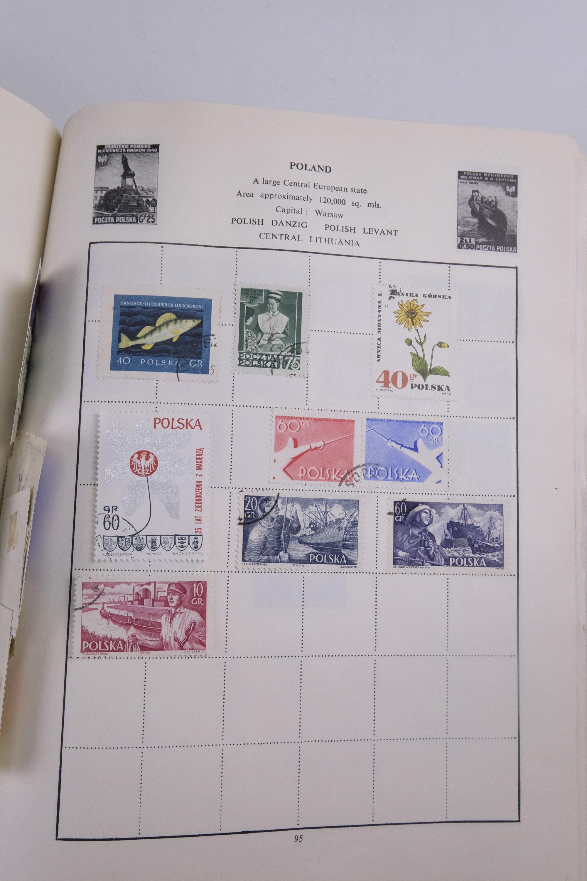 An album of world stamps together with another similar juvenile album, Festival of Britain 1951 - Image 66 of 78