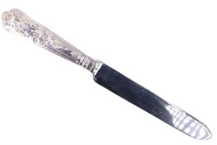 A boxed silver handled stainless steel cake knife, Viner's Ltd, Sheffield, 1965, 26 cm