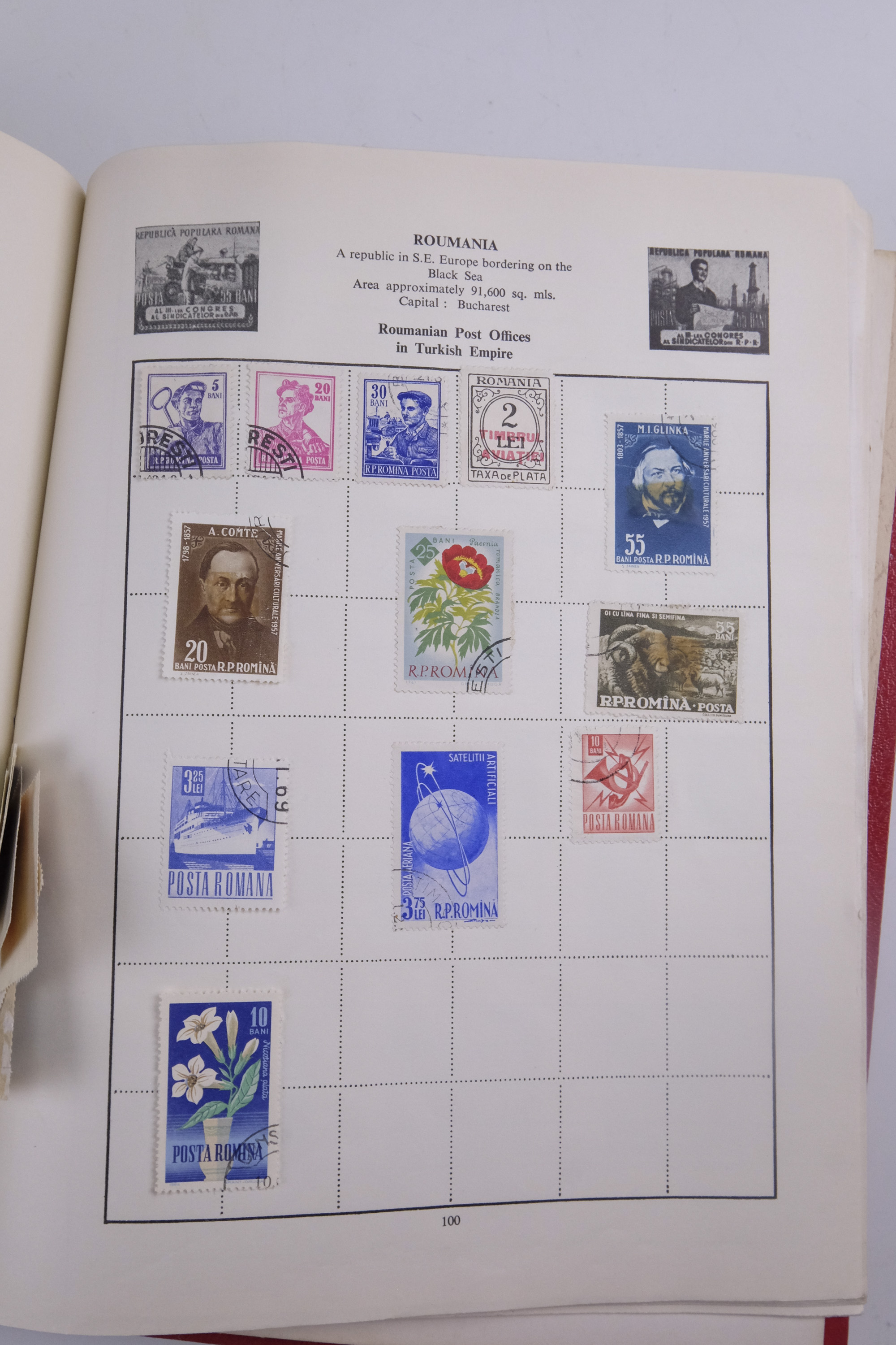 An album of world stamps together with another similar juvenile album, Festival of Britain 1951 - Image 67 of 78