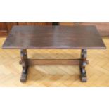 A late 20th Century oak refectory style coffee table, 90 x 47 x 46 cm