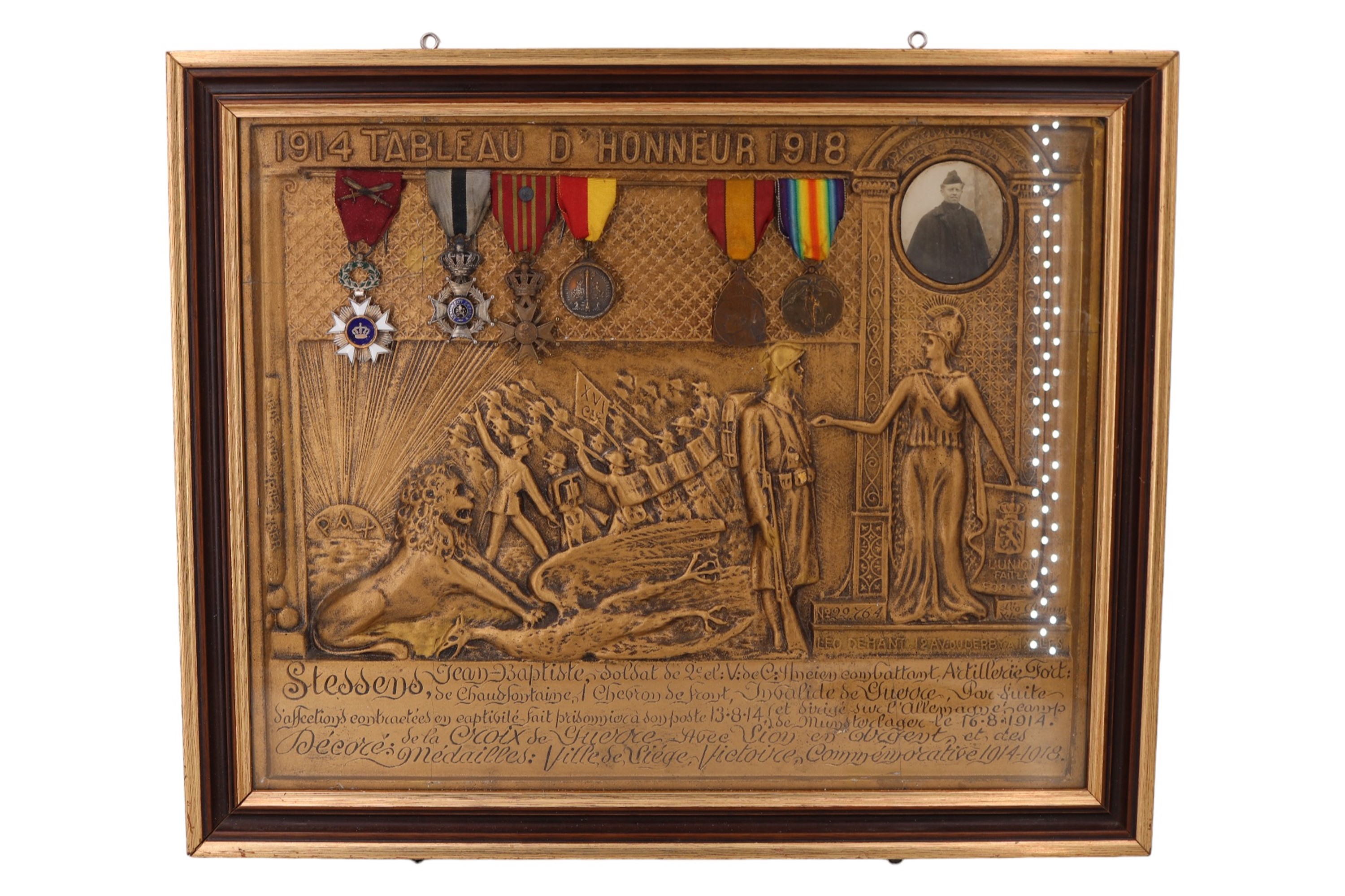 A Great War Belgian Tableau D'Honneur pertaining to Invalide de Guerre and prisoner of War Jean- - Image 2 of 7