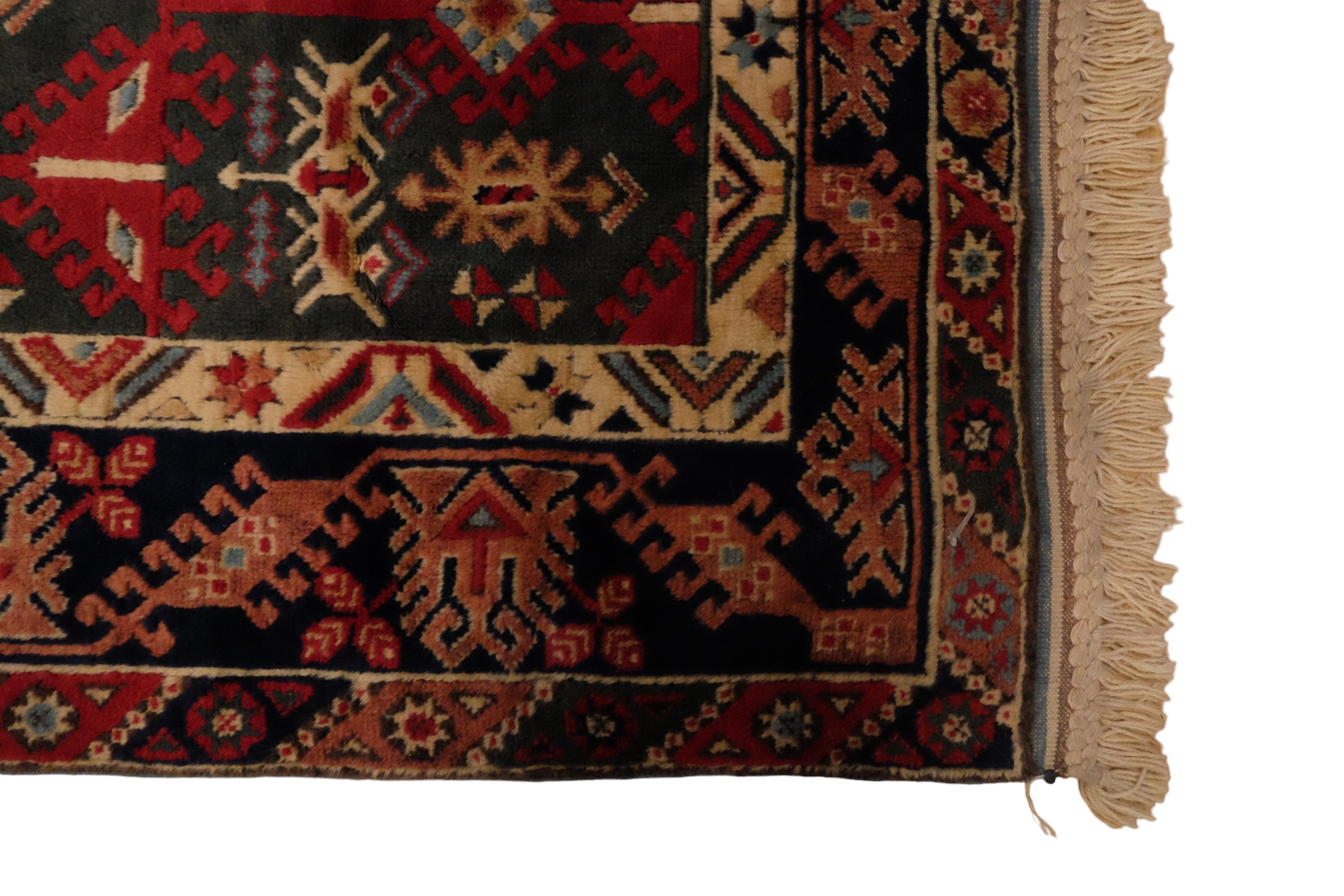 A Turkish (Dosemealti) hand-knotted wool-pile rug, with certificate, 185 x 125 cm - Image 2 of 4