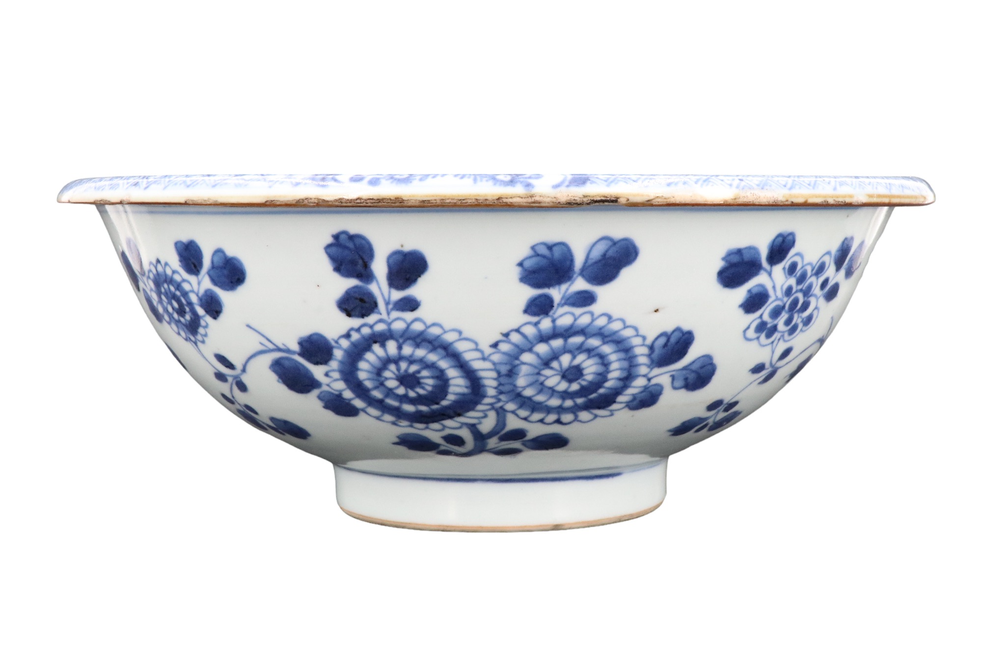 A late Quing Chinese blue-and-white porcelain bowl, circular with down-turned everted rim, decorated - Image 3 of 9