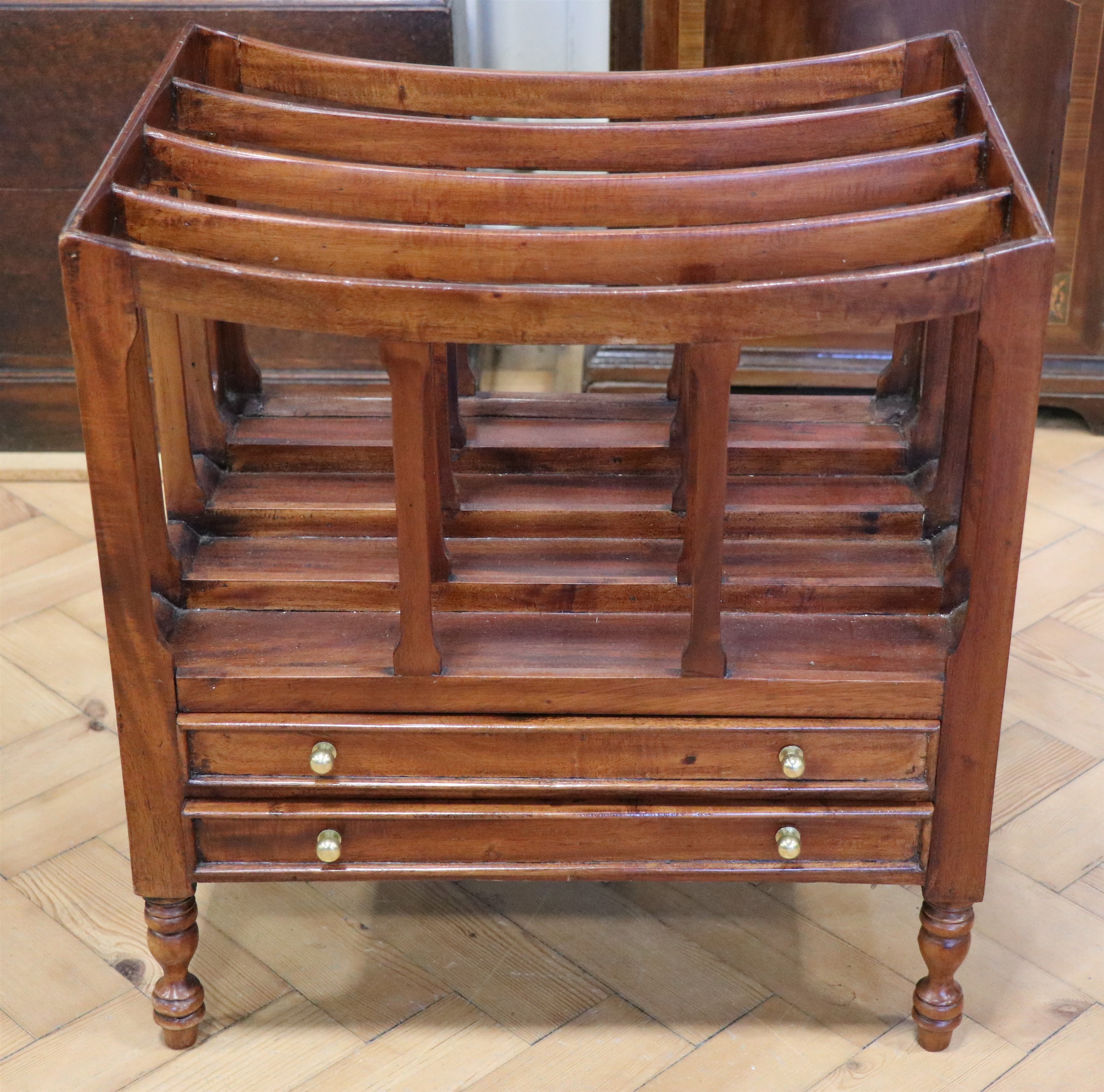 A reproduction Georgian mahogany canterbury