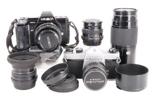 A Pentax Asahi SP 1000 35 mm film camera, f1:2/50 mm and f1:2.8/28 mm lenses together with a cased