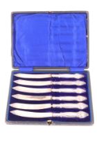 A cased set of six Edwardian silver handled tea knives, John Biggin (subsequently John Biggin