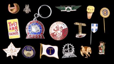 Sundry lapel badges etc including Wembley Speedway Supporters Club, Football Supporters, Triang