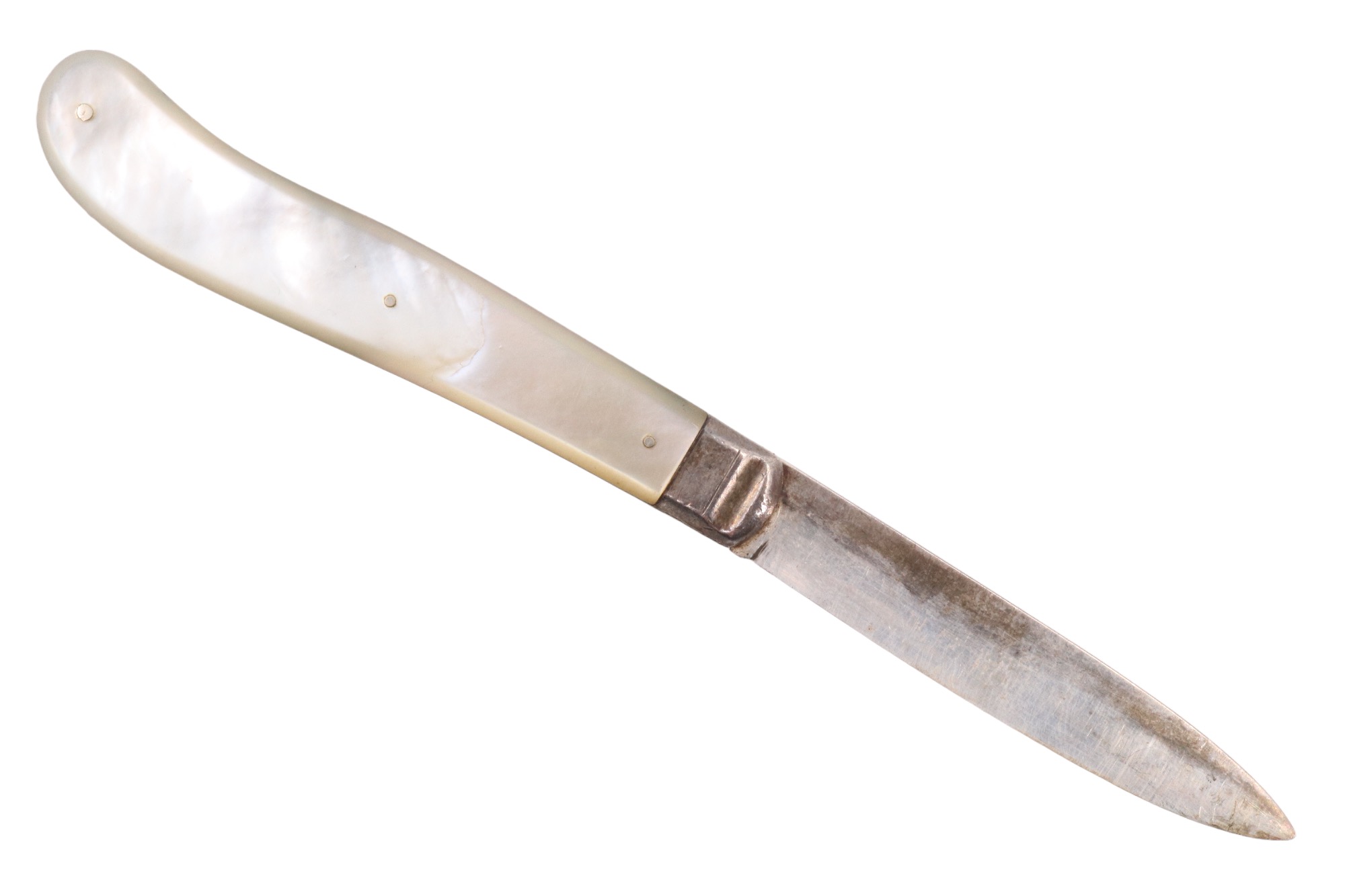 A Victorian mother-of-pearl handled silver folding fruit knife, Thomas Marples, Sheffield, 13.5 cm