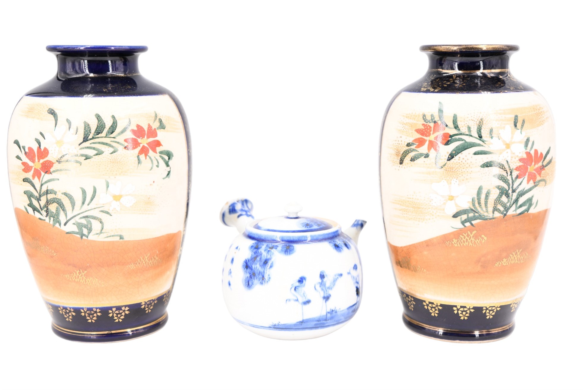 A pair of mid 20th Century Japanese vases, 20 cm, together with a blue and white teapot - Image 2 of 4