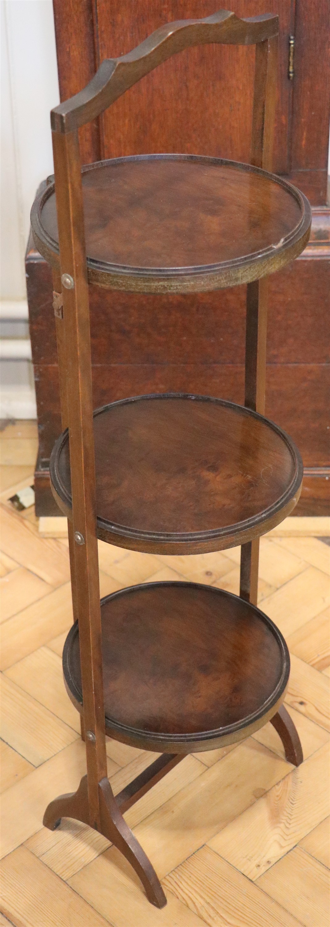 A George V oak folding cake stand