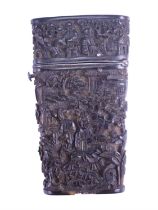 An early 19th Century Canton / Chinese export carved tortoiseshell etui containing a pair of thumb