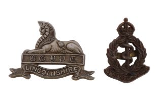 Second World War Lincolnshire Regiment and RAMC War-economy plastic cap badges