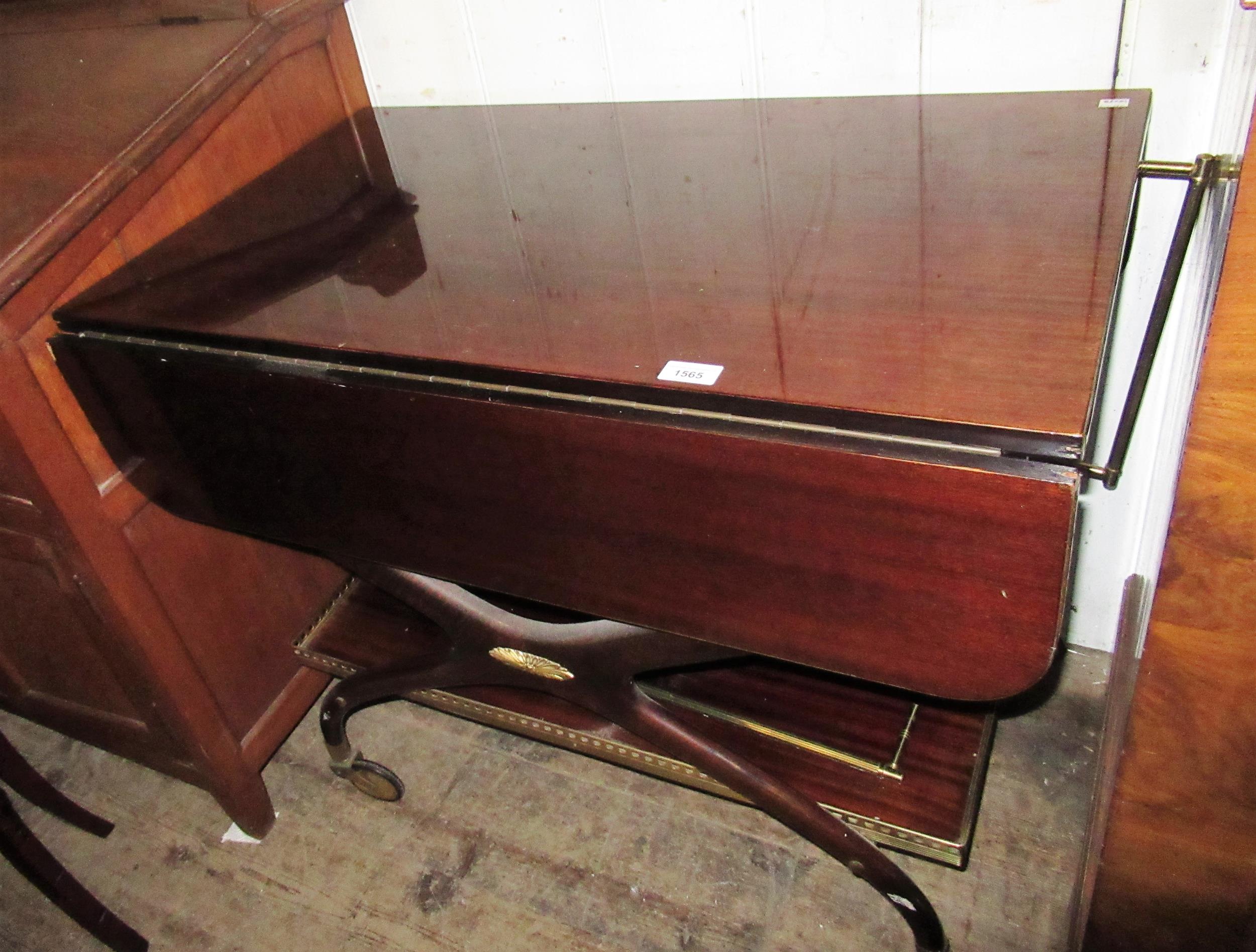 Mid 20th Century mahogany and brass mounted drinks / tea trolley, gilded composition wall bracket, - Image 6 of 6