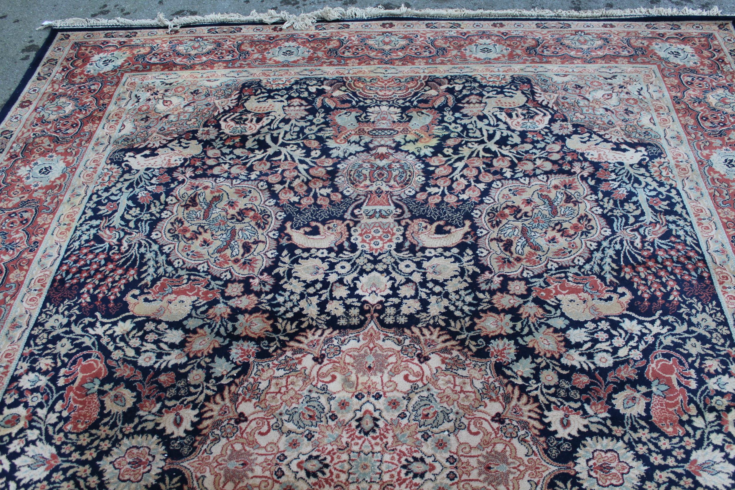 Large Kashan machine woven carpet in Persian style, 273cms x 370cms - Image 2 of 4