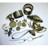 Small quantity of various silver jewellery and scrap silver